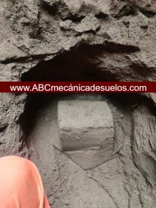 4.Estudio de mecánica de suelos en Xochimilco MS-1107-2D
